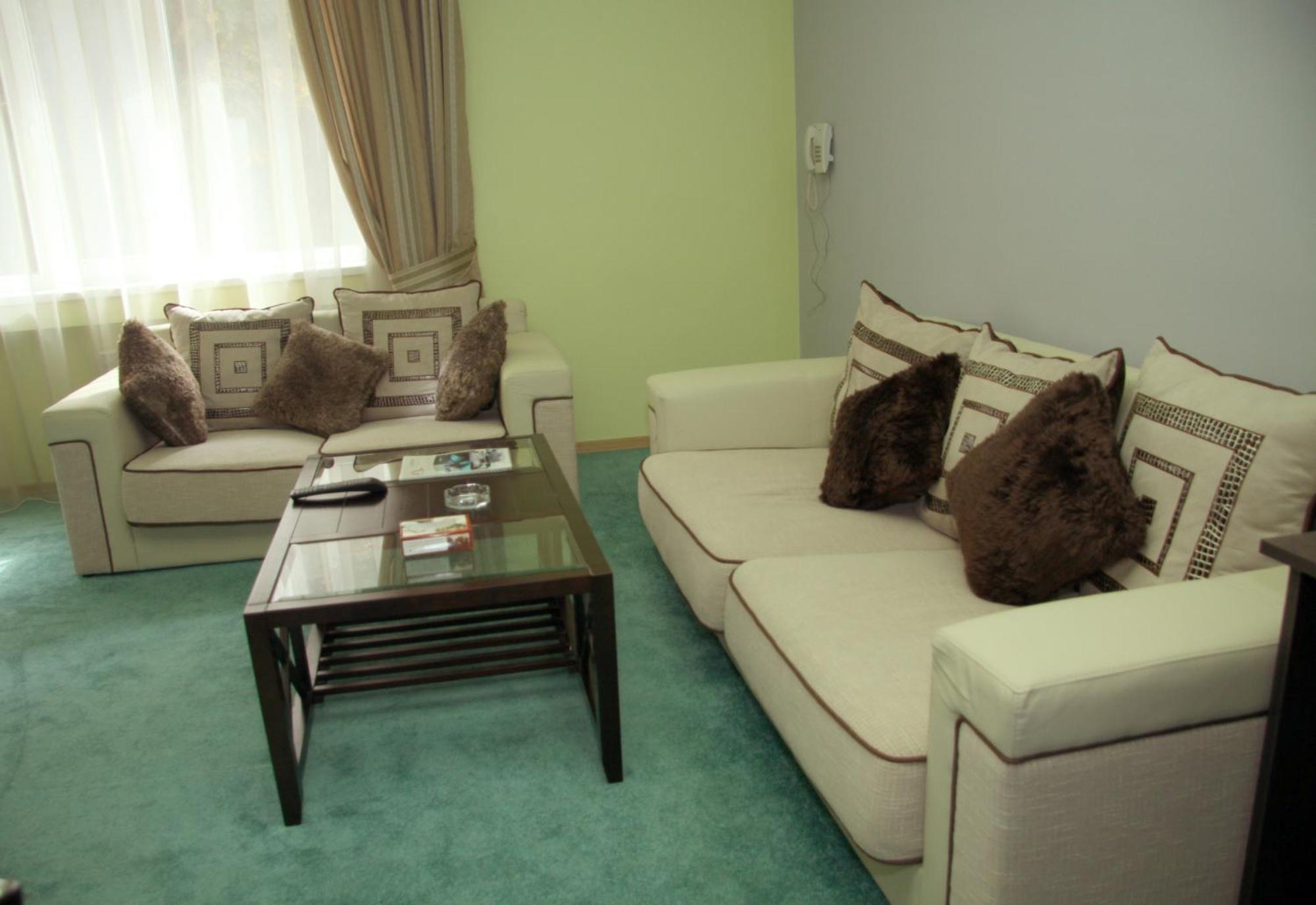 Greenwood Hotel Dilijan Ngoại thất bức ảnh