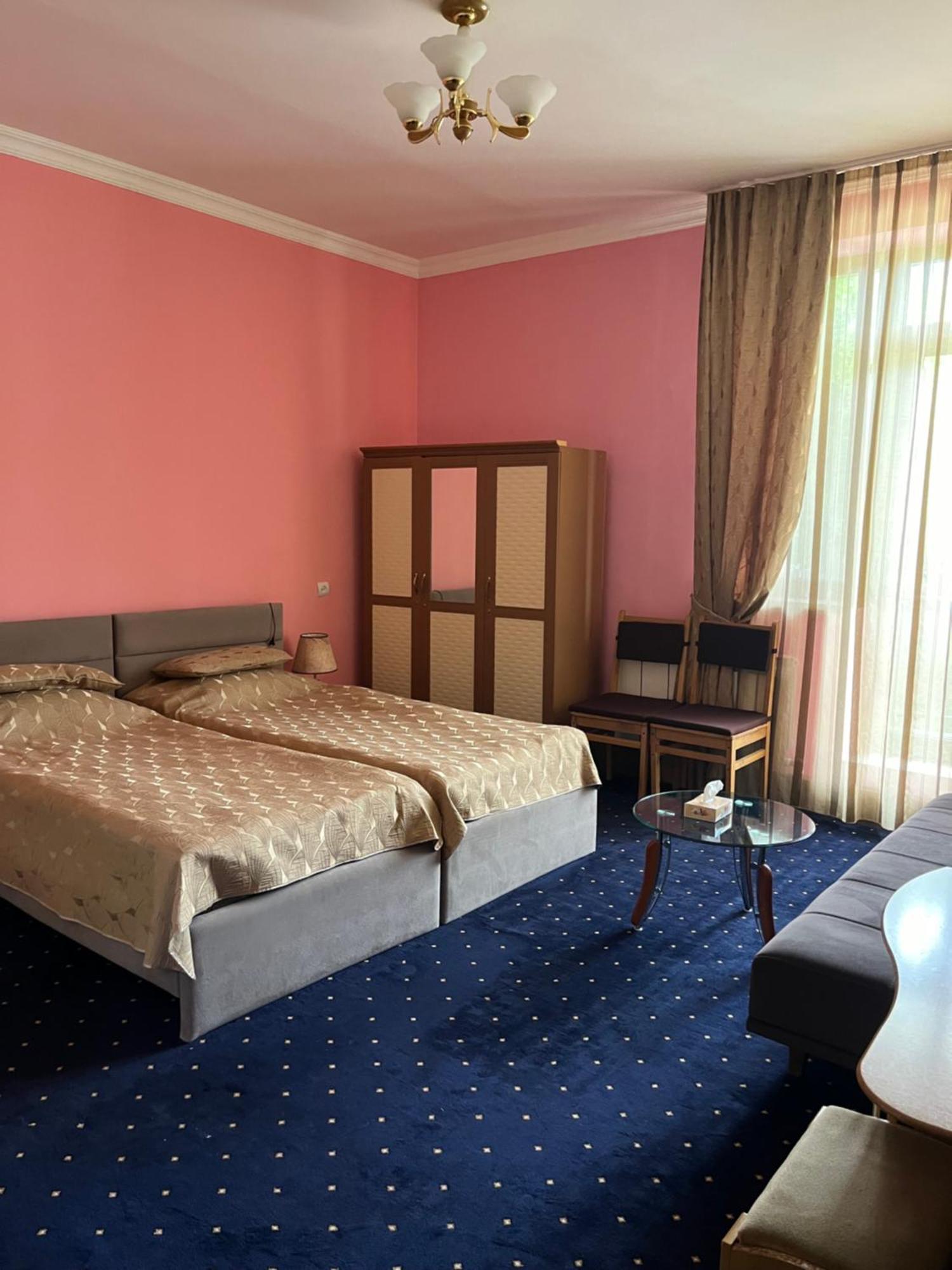 Greenwood Hotel Dilijan Ngoại thất bức ảnh