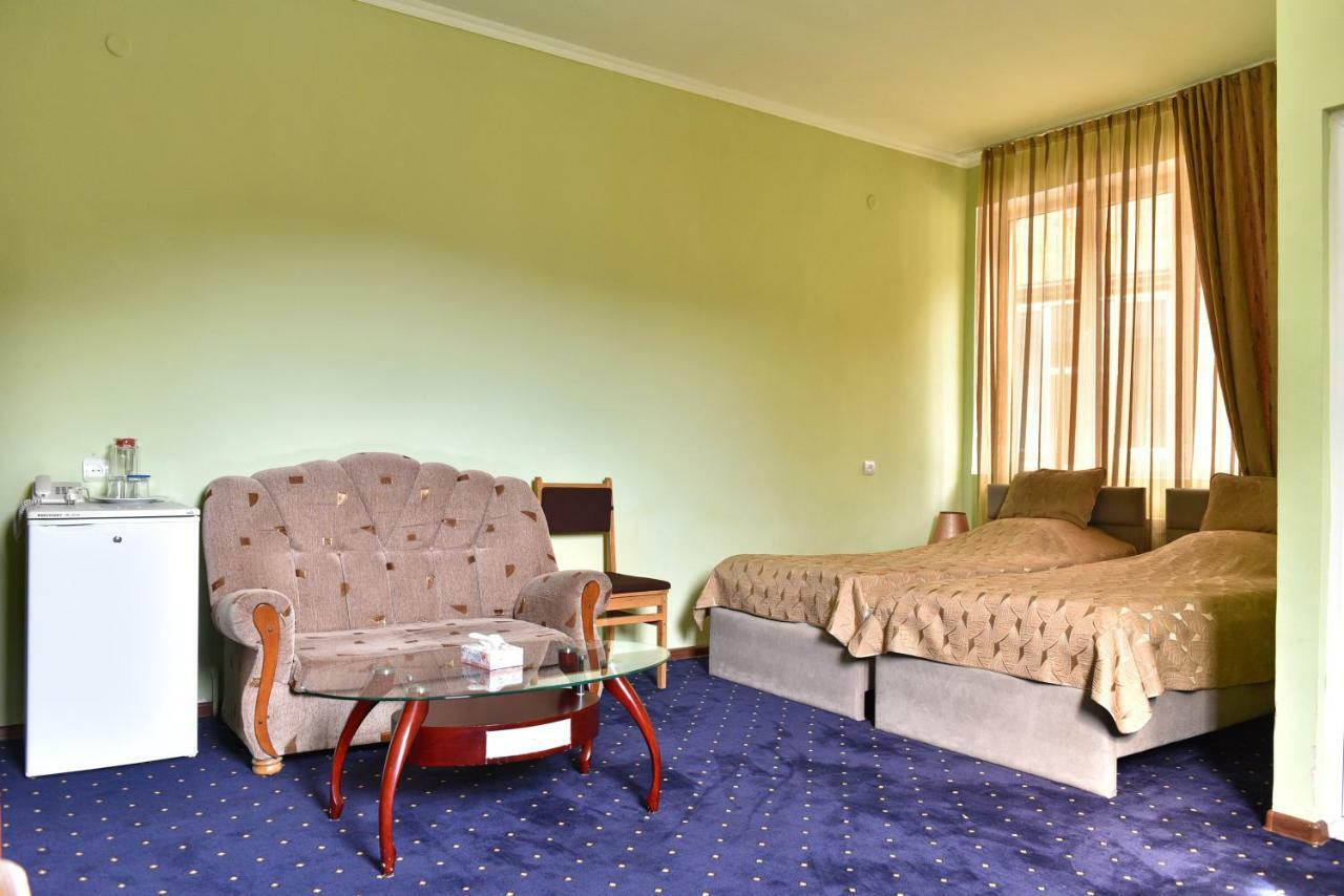 Greenwood Hotel Dilijan Ngoại thất bức ảnh